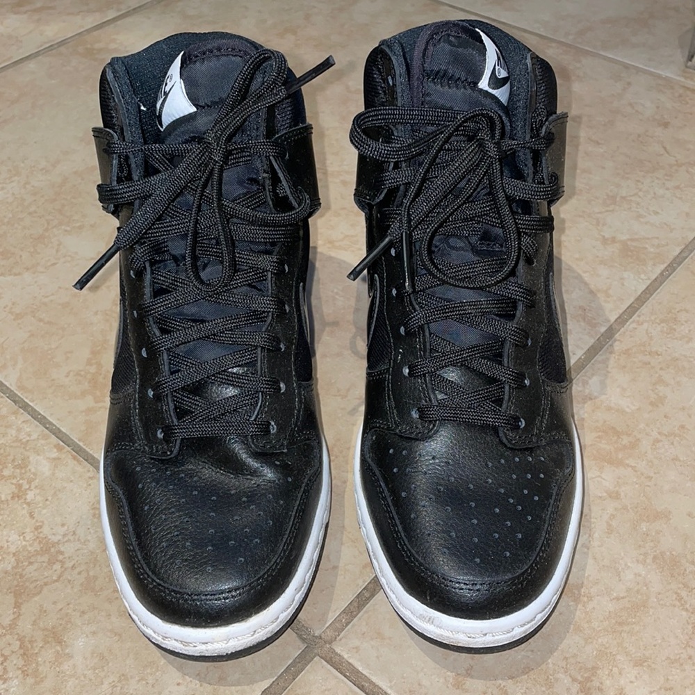 Women’s Nike Dunk Sky Hi Essential